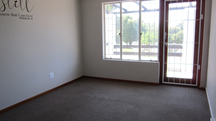 3 Bedroom Property for Sale in Beacon Bay Eastern Cape